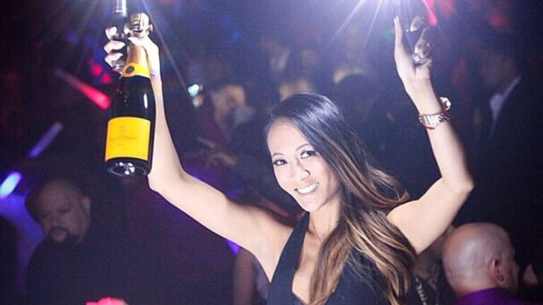 Sparklers for Bottle Service: Enhancing the Nightlife Experience